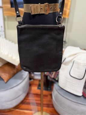 Vintage Coach Slim Chelsea Leather Crossbody Bag